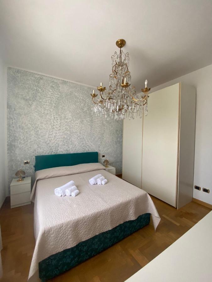 Prima Luce Hotel Peschiera del Garda Kültér fotó